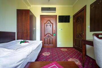 Фото номера Одноместный номер Отель Hotel Róża г. Kamieniec Wrocławski 3