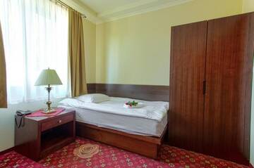Фото номера Одноместный номер Отель Hotel Róża г. Kamieniec Wrocławski 4